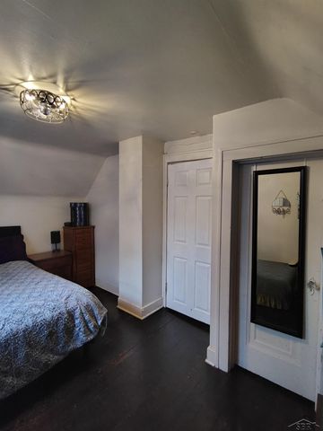 3221 Fulton Street, Saginaw, MI 48601