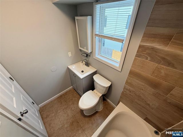 34 Auburn Street 2, Paterson, NJ 07501