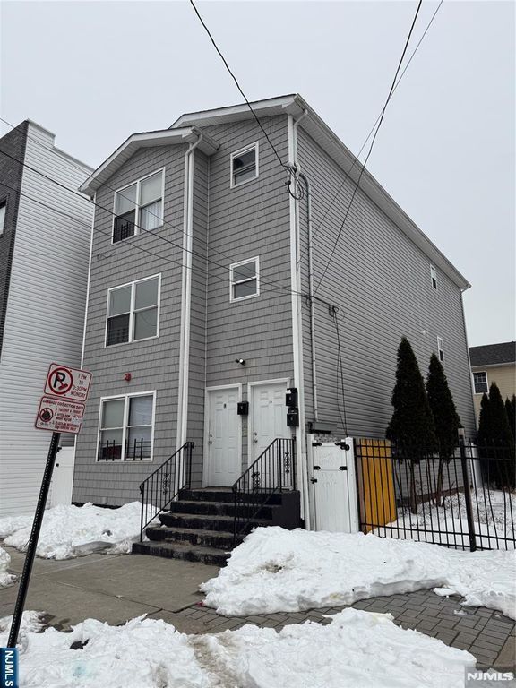 34 Auburn Street 2, Paterson, NJ 07501