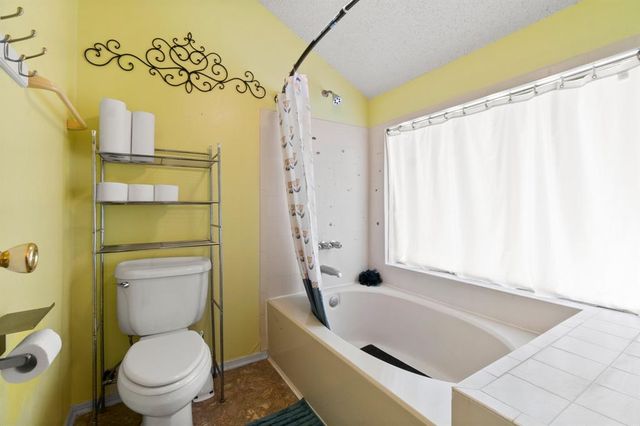 200 Fountain Lake W 116, Livingston, TX 77351