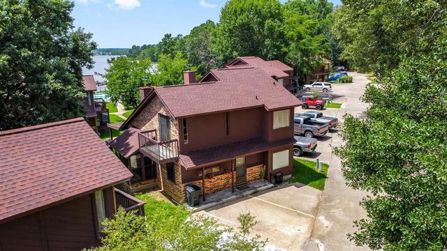 200 Fountain Lake W 116, Livingston, TX 77351