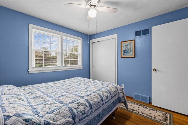 8 North Passage, Perinton, NY 14450