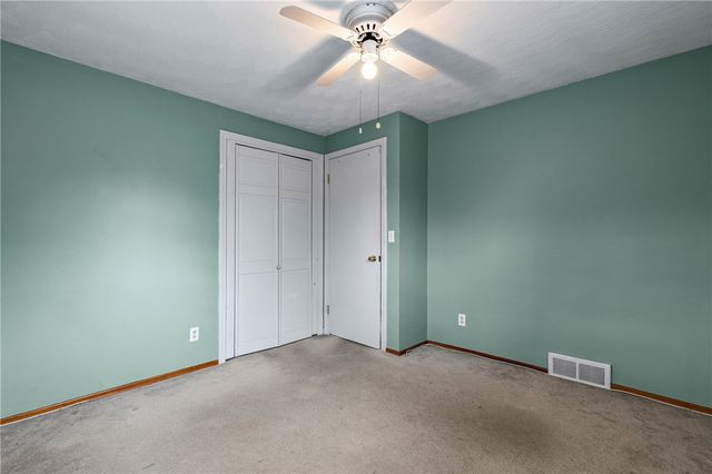 8 North Passage, Perinton, NY 14450