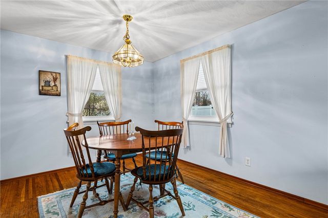 8 North Passage, Perinton, NY 14450