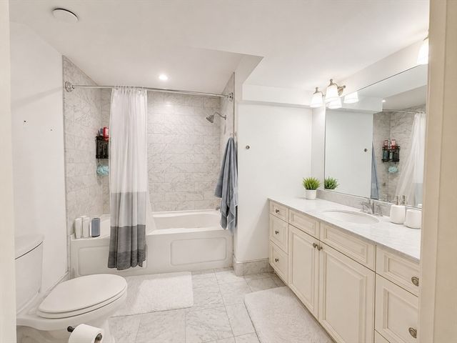 3 M St 2, Boston, MA 02127