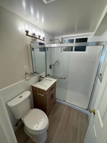 370 Bartlett Street 2, San Francisco, CA 94110