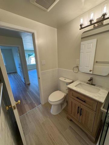 370 Bartlett Street 2, San Francisco, CA 94110