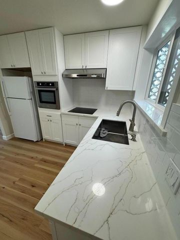 370 Bartlett Street 2, San Francisco, CA 94110