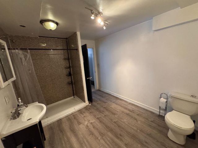 370 Bartlett Street 2, San Francisco, CA 94110