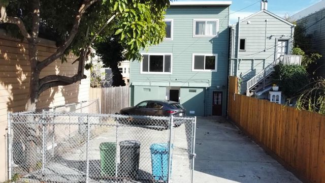 370 Bartlett Street 2, San Francisco, CA 94110