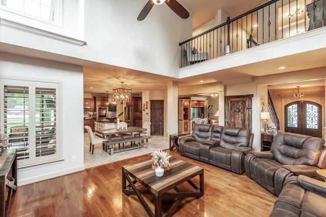 1200 Charles Reed Ct, Gallatin, TN 37066