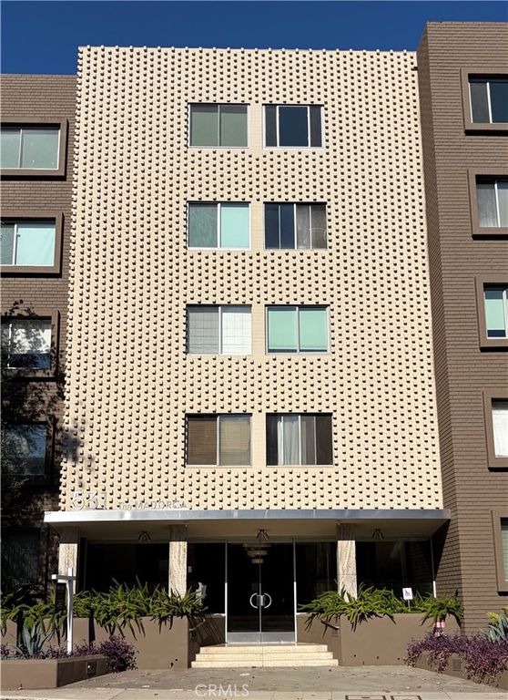 531 N Rossmore 206, Los Angeles, CA 90004 — photo 2