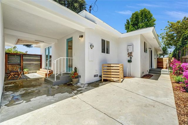 3090 Eucalyptus Avenue, Long Beach, CA 90806