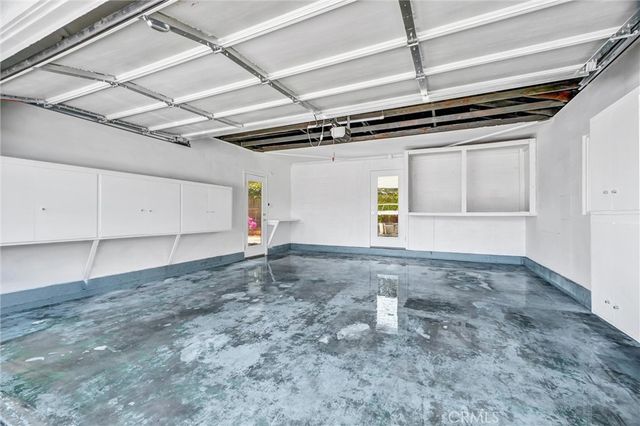 3090 Eucalyptus Avenue, Long Beach, CA 90806