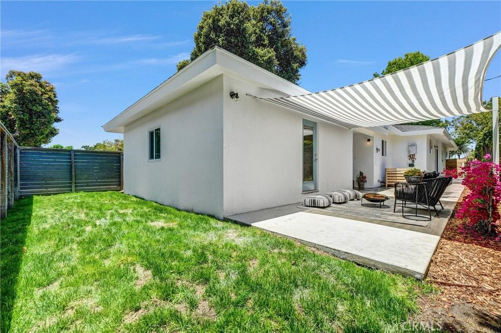 Image 26 of property listing at 3090 Eucalyptus Avenue, Long Beach, CA 90806