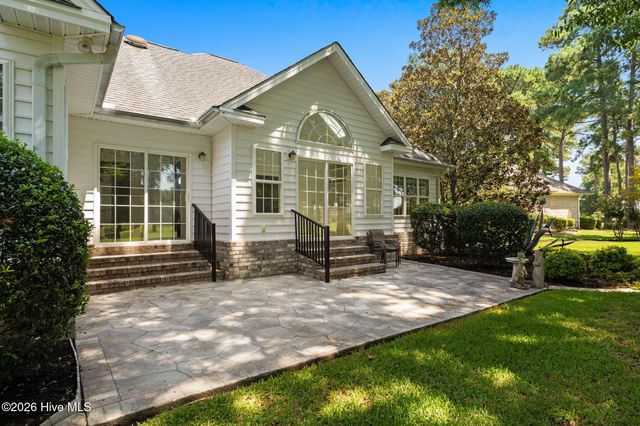 8915 Rosewood Court NW, Calabash, NC 28467