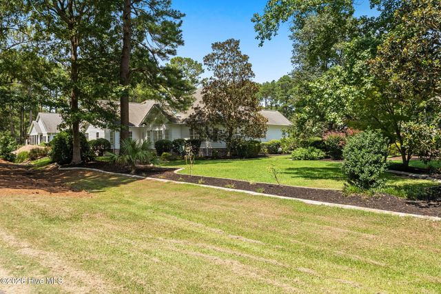 8915 Rosewood Court NW, Calabash, NC 28467