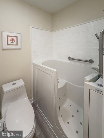 3006 DUNMORE RD, Dundalk, MD 21222