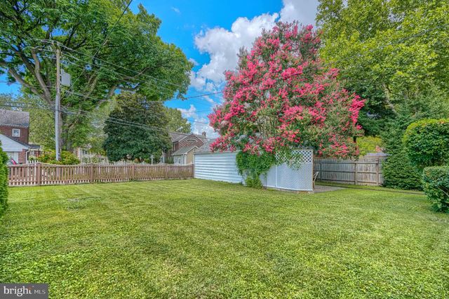 3006 DUNMORE RD, Dundalk, MD 21222