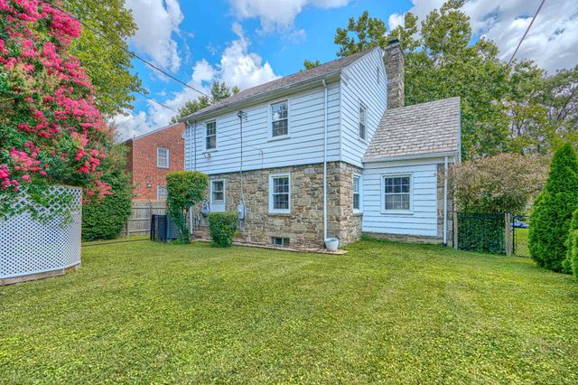 3006 DUNMORE RD, Dundalk, MD 21222