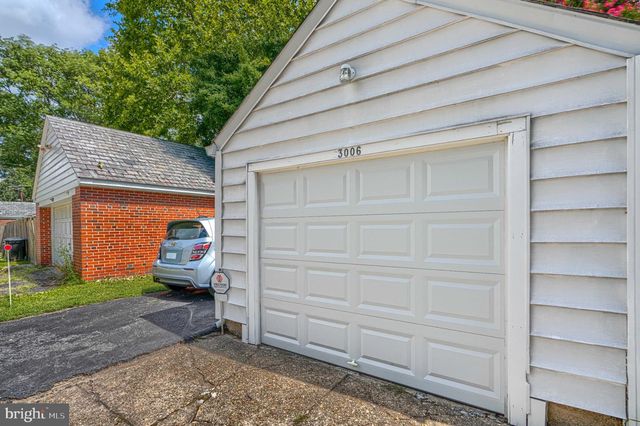 3006 DUNMORE RD, Dundalk, MD 21222