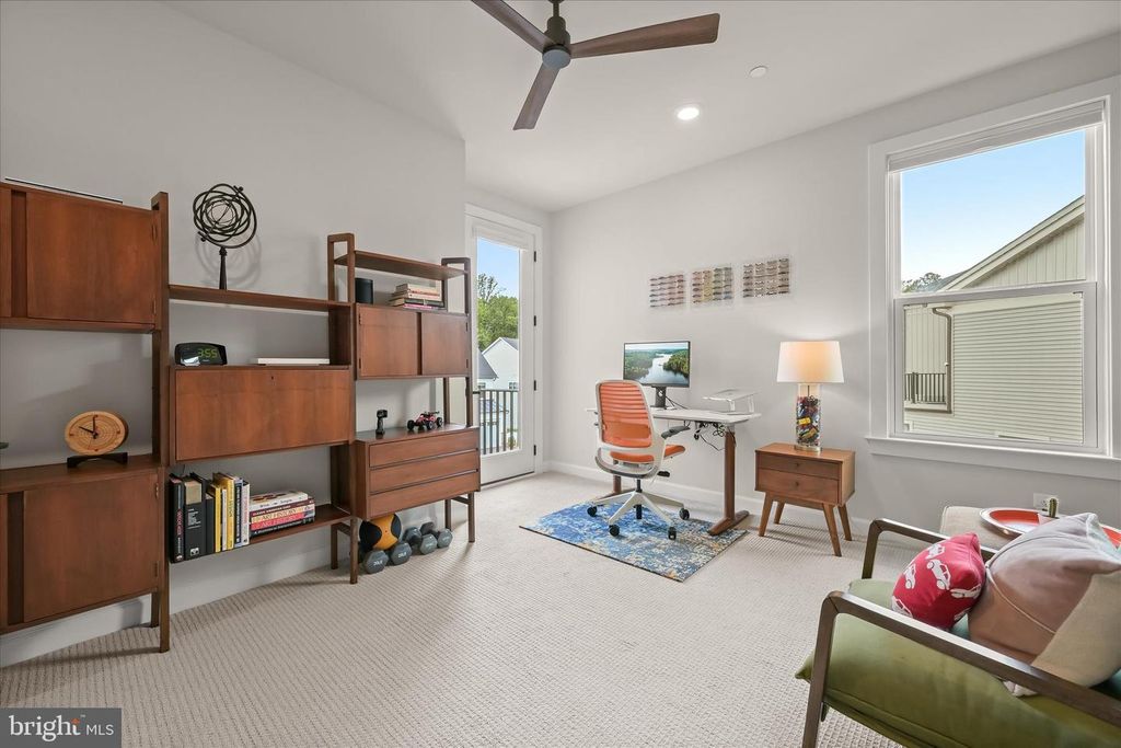 Image 42 of property listing at 7668 CROSS CREEK DR, Columbia, MD 21044