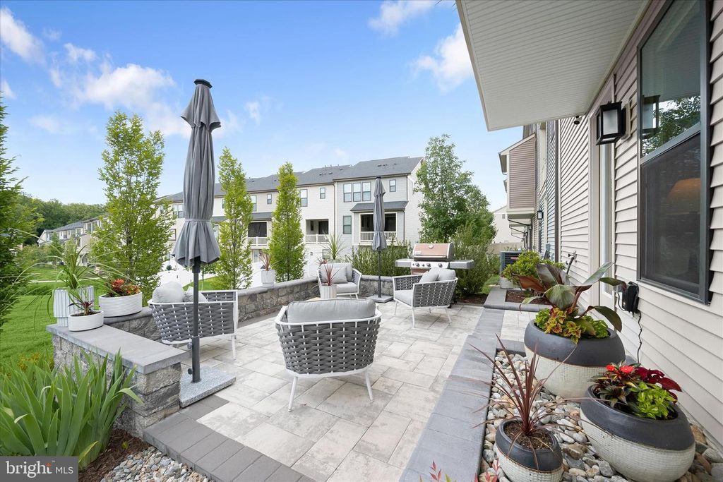 Image 50 of property listing at 7668 CROSS CREEK DR, Columbia, MD 21044