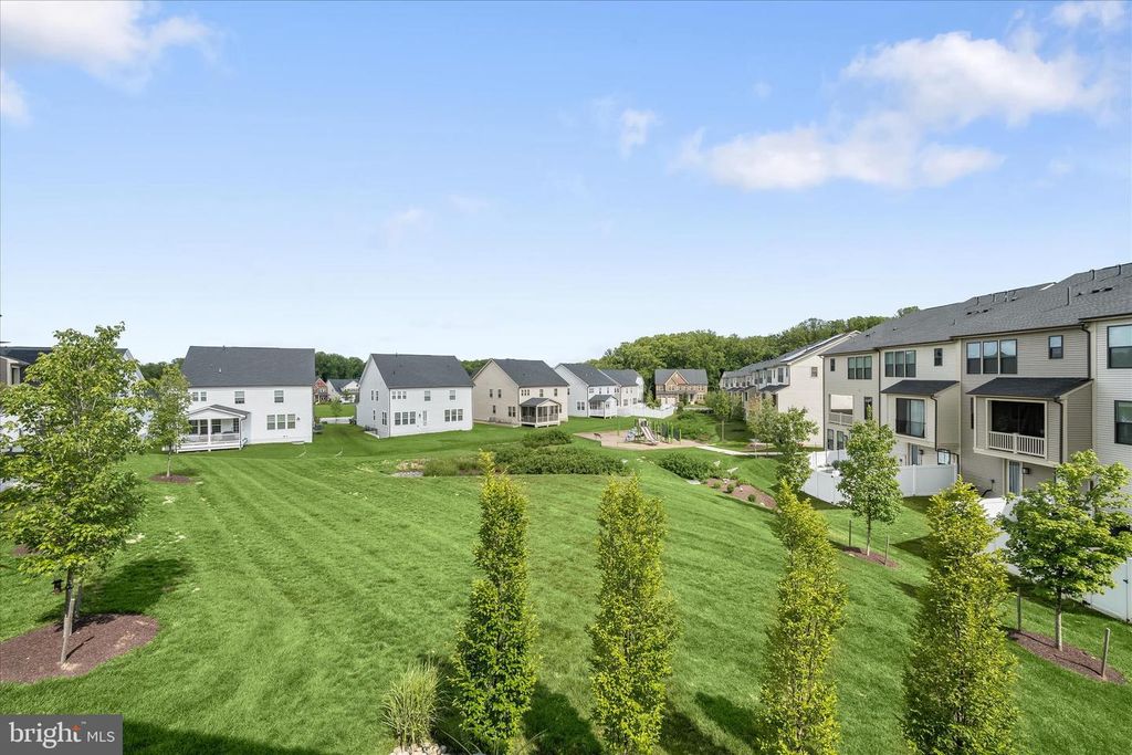 Image 55 of property listing at 7668 CROSS CREEK DR, Columbia, MD 21044