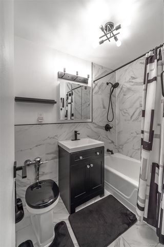 88-29 155th Avenue 3F, Howard Beach, NY 11414