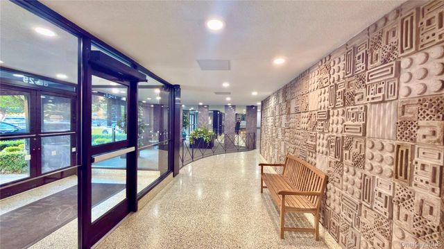 88-29 155th Avenue 3F, Howard Beach, NY 11414