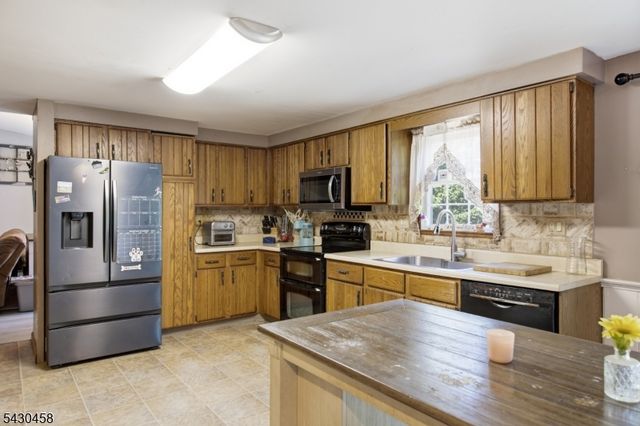 113 Deckertown Tpke, Montague Twp., NJ 07827
