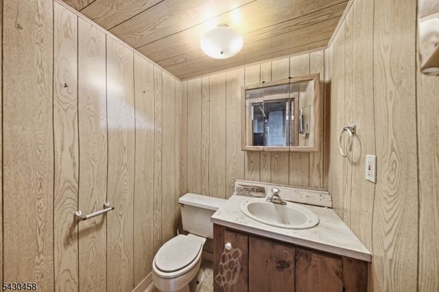 113 Deckertown Tpke, Montague Twp., NJ 07827