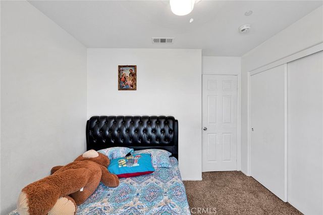 15752 Whitecap Way, Victorville, CA 92394