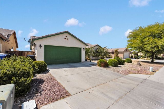 15752 Whitecap Way, Victorville, CA 92394