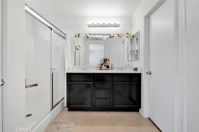 15752 Whitecap Way, Victorville, CA 92394