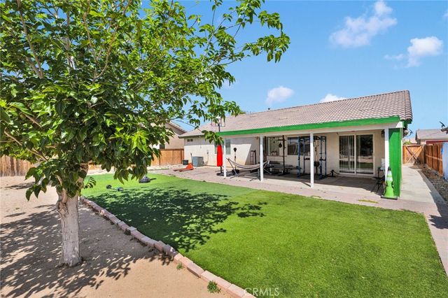 15752 Whitecap Way, Victorville, CA 92394