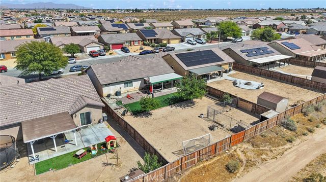 15752 Whitecap Way, Victorville, CA 92394