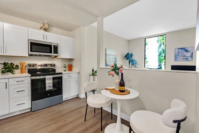 1171 Compass Lane 307, Foster City, CA 94404