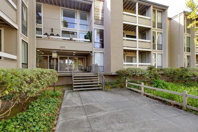 1171 Compass Lane 307, Foster City, CA 94404