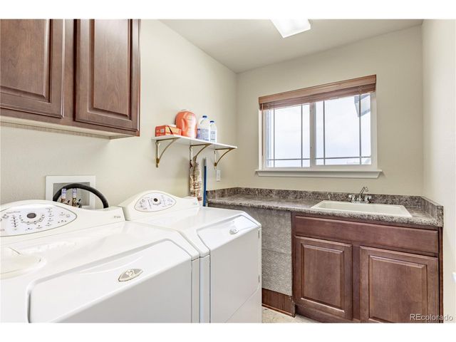 1650 Bent Wedge Pt, Castle Rock, CO 80109