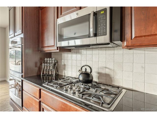 1650 Bent Wedge Pt, Castle Rock, CO 80109