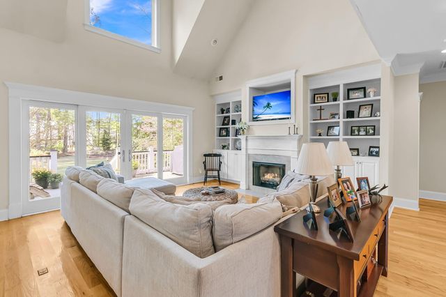 1006 King Mountain Drive, Summerville, SC 29483