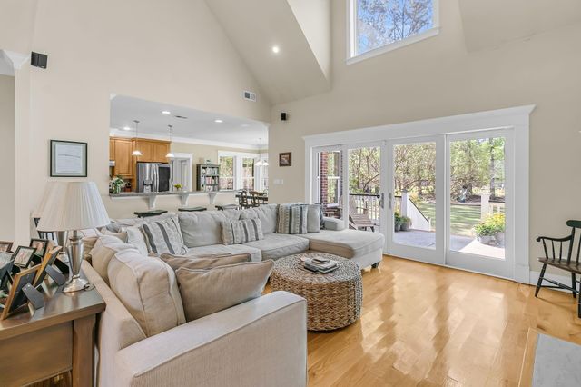 1006 King Mountain Drive, Summerville, SC 29483