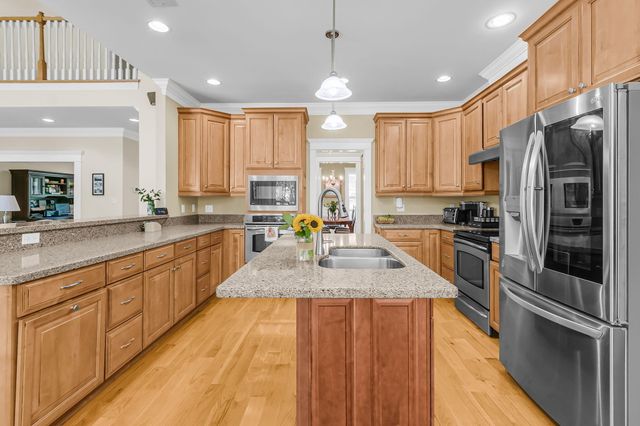 1006 King Mountain Drive, Summerville, SC 29483