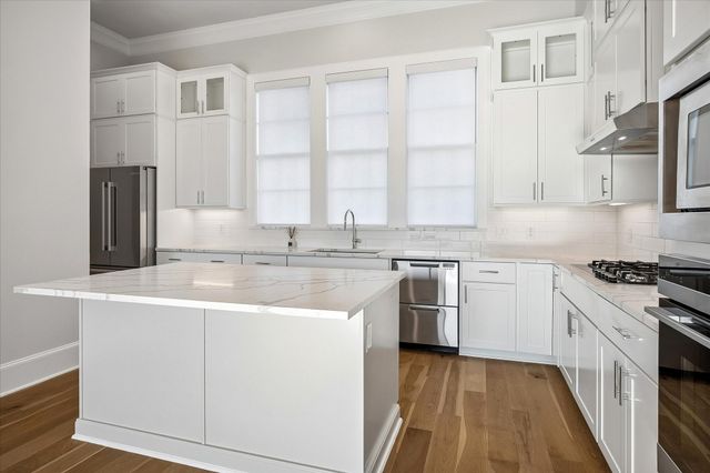 6005 Laurel Lane, Addison, TX 75001