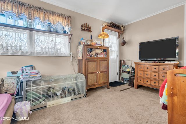 928 4th Avenue, Toms River, NJ 08757