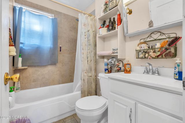 928 4th Avenue, Toms River, NJ 08757