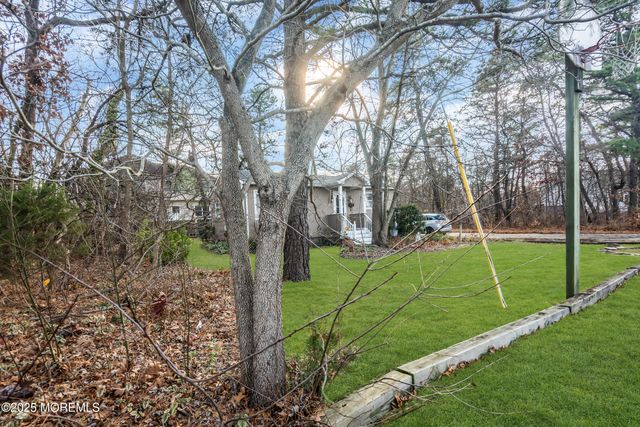 928 4th Avenue, Toms River, NJ 08757