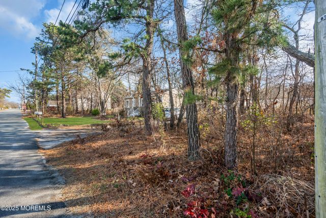 928 4th Avenue, Toms River, NJ 08757