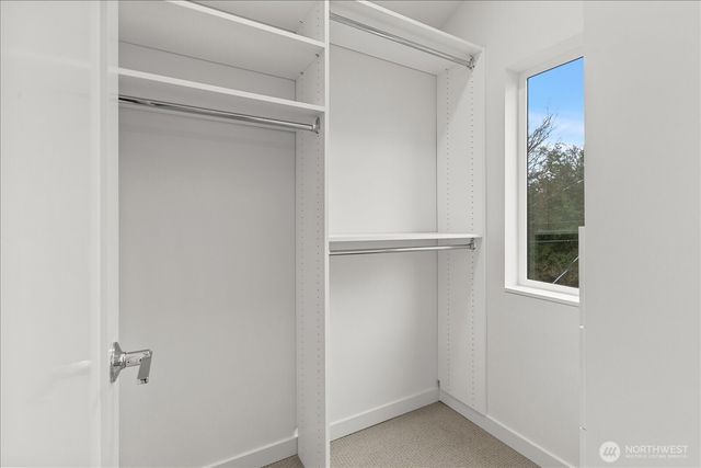 4222 Meridian Avenue N, Seattle, WA 98103